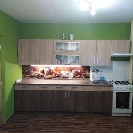 Housing Hella Nova Lesna Exterior foto