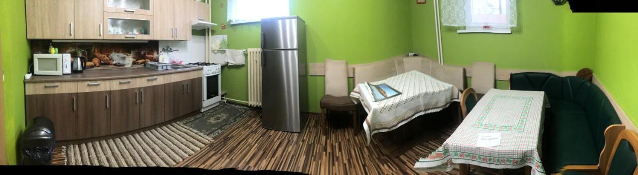 Housing Hella Nova Lesna Exterior foto
